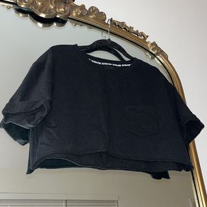 NWOT VICTORIA’S SECRET SPORT CROP FLEECE POCKET TEE